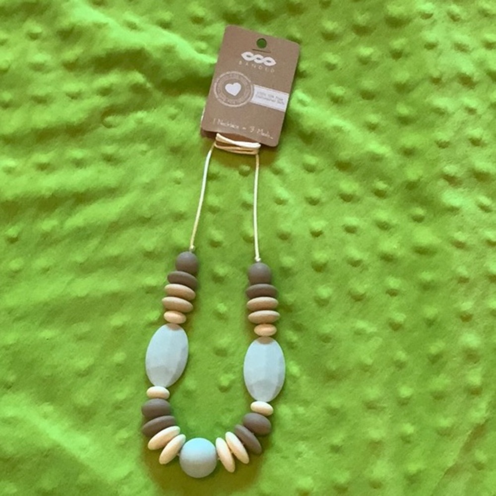 NWT ‘Banded’ Baby Teething Necklace for Mom